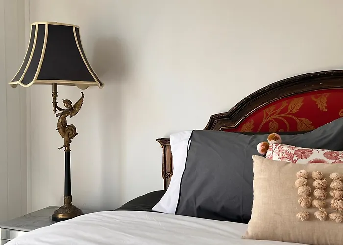 Acorn Cottage Your Home Away From Home In Whitfield